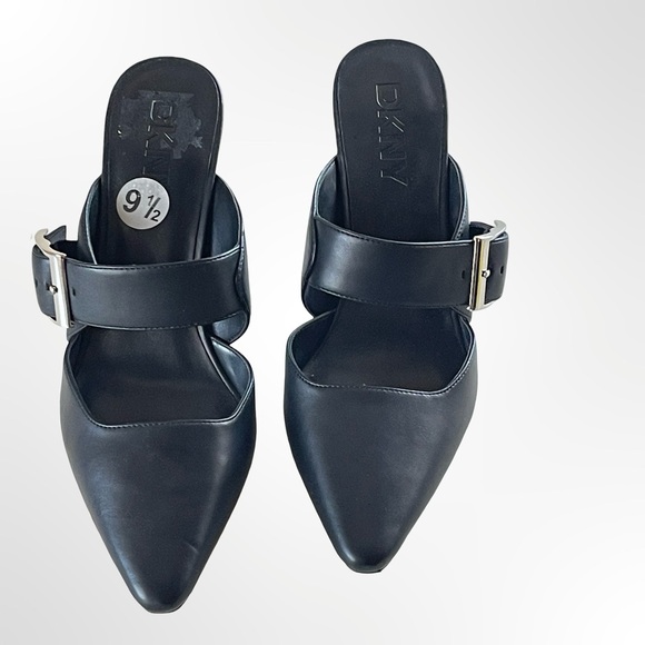 DKNY Black Pointed Buckle Mule Heels in 9.5 NWOT - Picture 2 of 7
